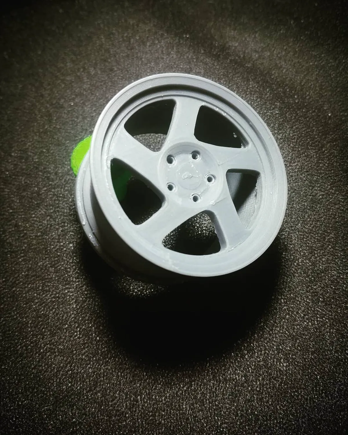 Llanta personalizada impresa en 3D - detalle